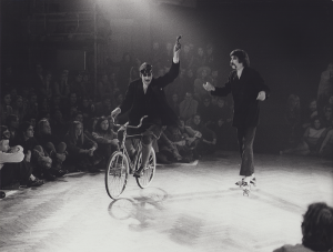 1973 - AFTER BRECHT (v l Kurt Bildstein, Erwin V&ouml;lger) Wrocław (Breslau)-Theaterfestival &copy;FTM