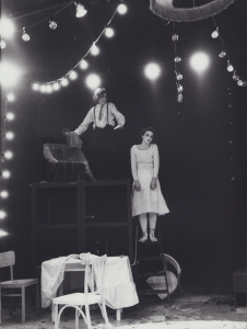 1975 - 2 Kleinb&uuml;rgerhochzeit, B Brecht, W&ouml;rthstr 9 (Benno Ifland, Brigitte Schmid)&copy;Oda Sternberg